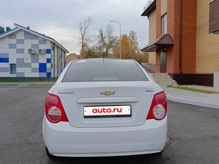 2012 Chevrolet Aveo II, белый, 720000 рублей, вид 4