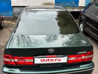 1999 Toyota Vista V (V50), зелёный, 350000 рублей, вид 3