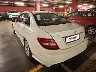 2011 Mercedes-Benz C-Класс 180 BlueEFFICIENCY III (W204) Рестайлинг, белый, 1250000 рублей, вид 3