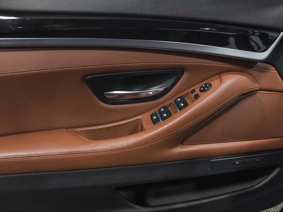 2015 BMW 5 серии 525d xDrive VI (F10/F11/F07) Рестайлинг, чёрный, 2200000 рублей - вид 18