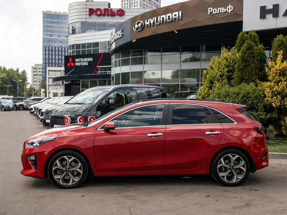 2018 Kia Ceed III, красный - вид 5
