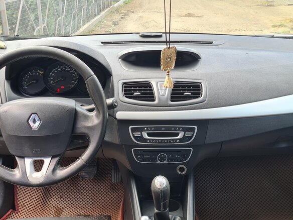 2013 Renault Fluence I Рестайлинг, чёрный, 620000 рублей - вид 11