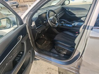 2024 Geely Monjaro (Xingyue L) I, серый, 3350000 рублей, вид 3