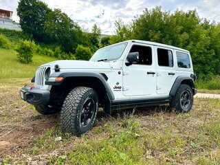 2019 Jeep Wrangler IV (JL), белый, 4790000 рублей, вид 3
