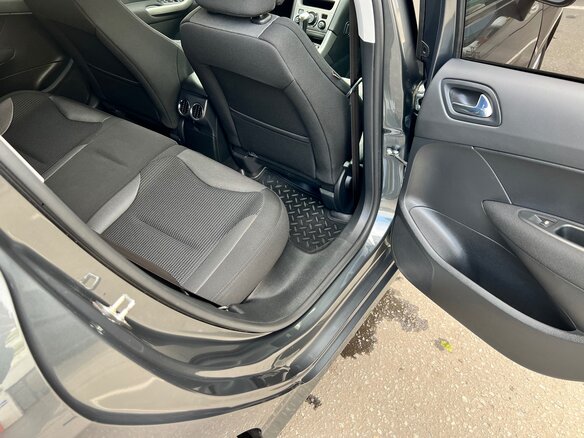 2008 Peugeot 308 I, серый - вид 22