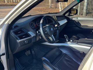 2007 BMW X5 3.0d II (E70), серебристый, 2200000 рублей, вид 4