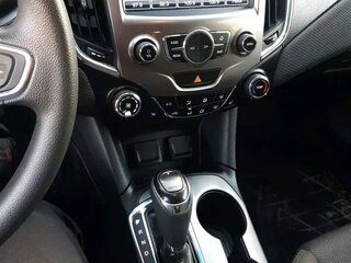 2016 Chevrolet Cruze II, красный, 1150000 рублей, вид 3