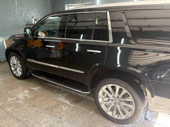 2018 Cadillac Escalade IV, чёрный, 5500000 рублей - вид 11