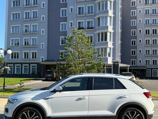 2021 Volkswagen T-Roc I (China Market), белый, 2380000 рублей, вид 5