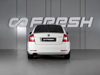 2013 Skoda Octavia II (A5) Рестайлинг, белый, 790000 рублей, вид 4