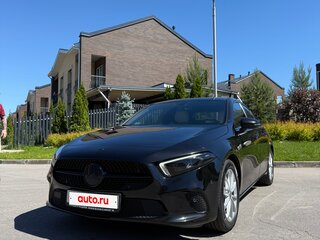 2020 Mercedes-Benz A-Класс 200 IV (W177), чёрный, 2450000 рублей, вид 3