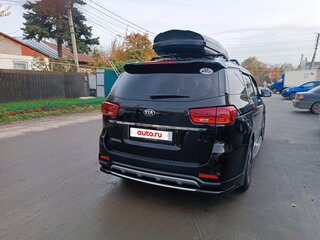 2019 Kia Carnival III, чёрный, 1800000 рублей, вид 4
