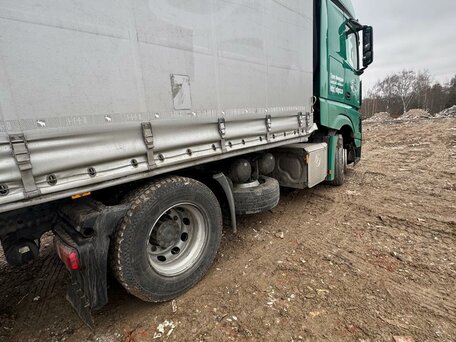 2019 Mercedes-Benz Actros, зелёный, 4670000 рублей, вид 2