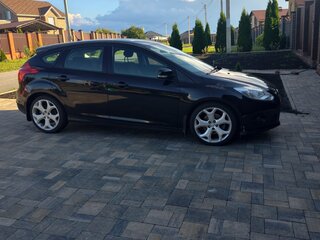 2013 Ford Focus III, чёрный, 810000 рублей, вид 3