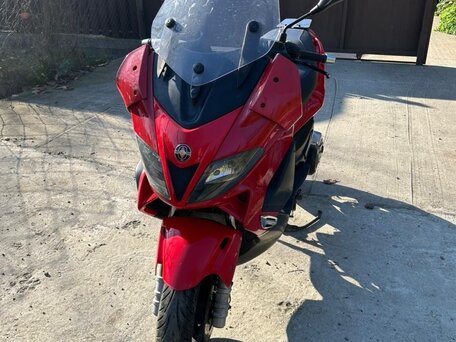 2011 Gilera Nexus, красный, 390000 рублей, вид 1