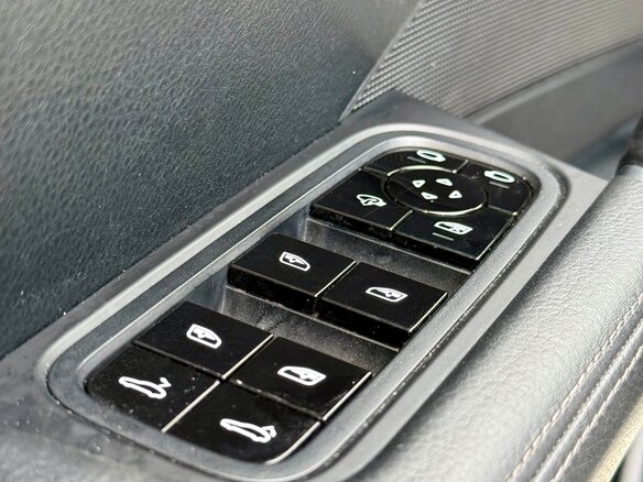 2019 Porsche Cayenne III, белый, 5300000 рублей - вид 5