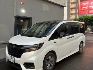2018 Honda Stepwgn Spada V Рестайлинг, белый, 2365000 рублей, вид 5