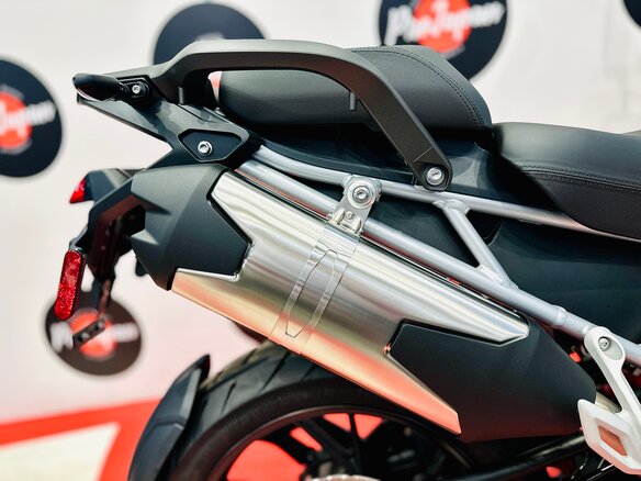 2024 Triumph Tiger 1200, серебристый, 1780000 рублей - вид 19