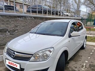2011 Opel Astra H Рестайлинг, белый, 500000 рублей, вид 5