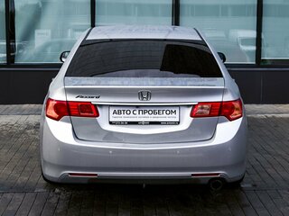 2011 Honda Accord VIII Рестайлинг, серебристый, 905000 рублей, вид 4