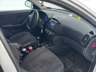 2007 Hyundai Elantra IV (HD), серебристый, 530000 рублей, вид 4
