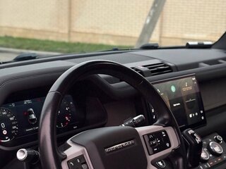 2021 Land Rover Defender 110 II, серый, 5555555 рублей, вид 4