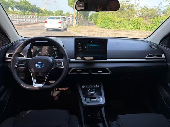 2026 BYD E2 I Рестайлинг, белый, 1300000 рублей - вид 6
