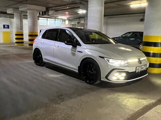 2021 Volkswagen Golf GTI VIII, белый, 5200000 рублей, вид 2