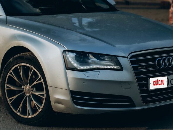 2010 Audi A8 III (D4), серый, 1300000 рублей - вид 1