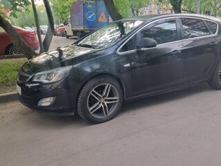 2010 Opel Astra J, чёрный, 415000 рублей, вид 2