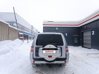 2012 Mitsubishi Pajero IV Рестайлинг 1, серый, 2100000 рублей, вид 4
