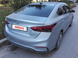 2019 Hyundai Solaris II, серебристый, 899000 рублей, вид 4