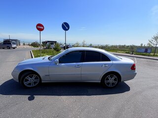 2006 Mercedes-Benz E-Класс 200 III (W211, S211) Рестайлинг, серебристый, 1100000 рублей, вид 5