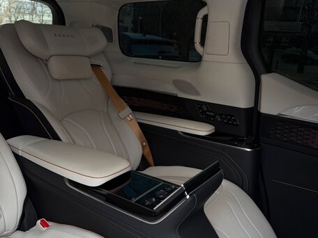 2026 Zeekr 009 108 kWh I Рестайлинг, чёрный, 20390000 рублей, вид 2