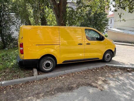 2018 Peugeot Expert, жёлтый, 1500000 рублей, вид 2