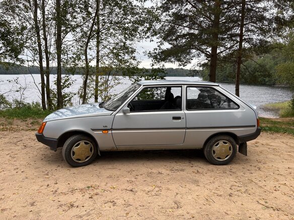 2004 ЗАЗ 1102 «Таврия» 110207, серебристый, 399000 рублей - вид 5