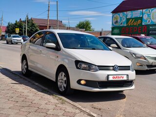 2012 Volkswagen Polo V, белый, 800000 рублей, вид 3