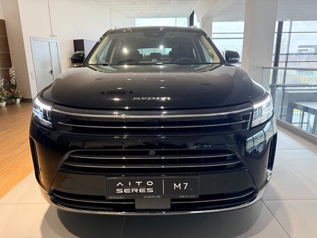 Seres M7