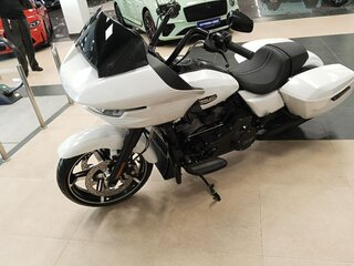 2025 Harley-Davidson Road Glide, белый, 3615000 рублей, вид 3