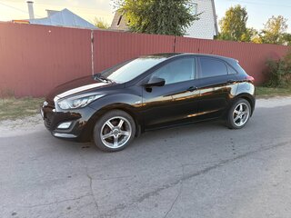 2013 Hyundai i30 II, чёрный, 800000 рублей, вид 2