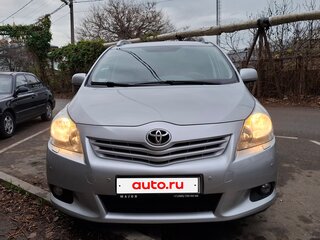 2012 Toyota Verso I, серый, 1350000 рублей, вид 3