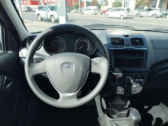 2026 Lada (ВАЗ) Granta I Рестайлинг, серебристый, 1088000 рублей - вид 11