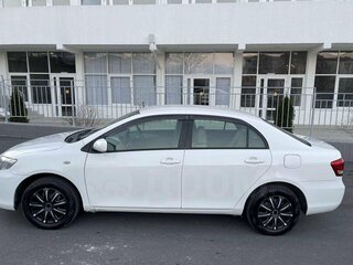 2010 Toyota Corolla Axio X (E140, E150) Рестайлинг, белый, 800000 рублей, вид 3
