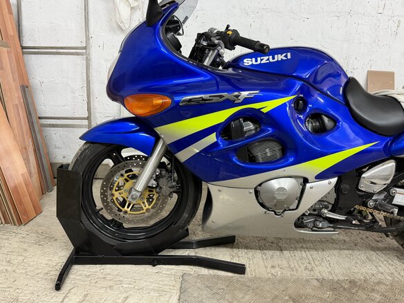 2002 Suzuki GSX 600F Katana, синий, 290000 рублей - вид 6