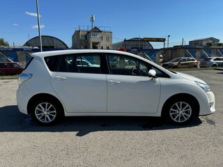 2015 Toyota Verso I Рестайлинг, белый, 2000000 рублей, вид 4