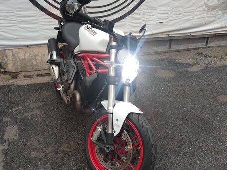 2014 Ducati Monster 821, белый, 640000 рублей, вид 5