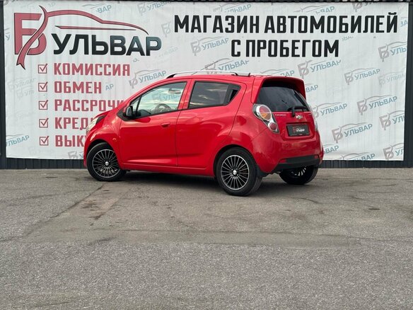 2011 Chevrolet Spark III, красный, 460000 рублей - вид 3