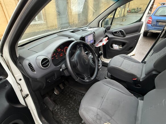 2015 Citroen Berlingo II Рестайлинг 2, белый, 430000 рублей - вид 4