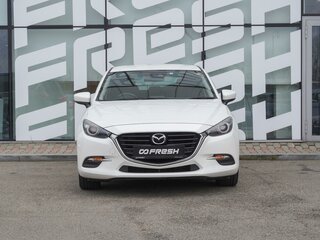 2017 Mazda Axela III Рестайлинг, белый, 1150000 рублей, вид 2