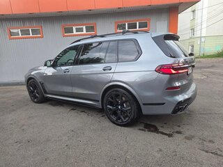 2023 BMW X7 M60i I (G07) Рестайлинг, серый, 13900000 рублей, вид 2